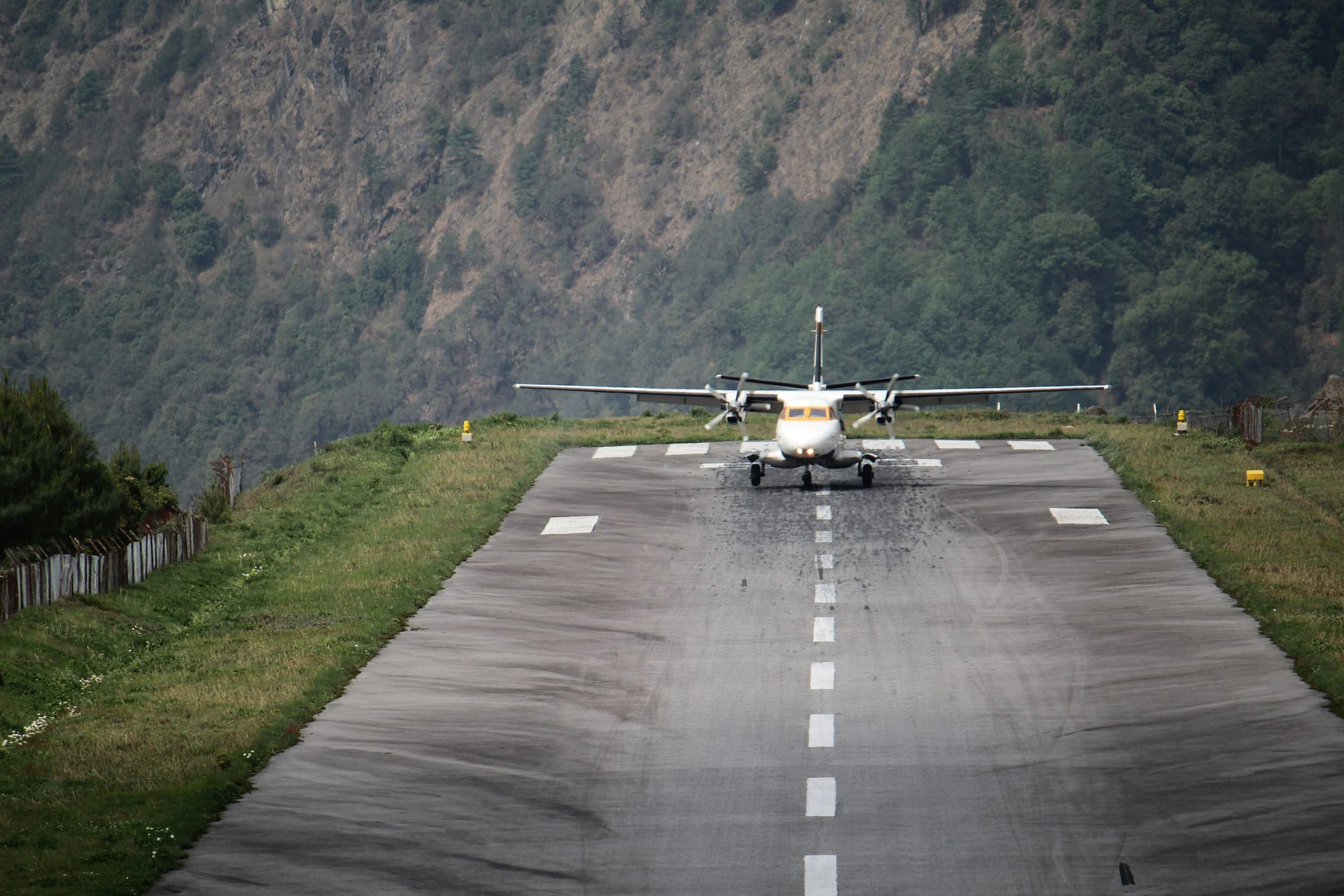 The 5 Most Challenging Airports in the World