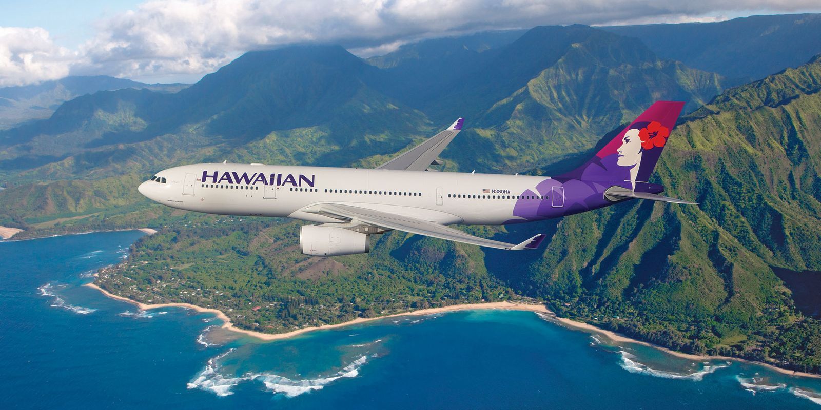 Unruly Hawaiian Airlines Passenger Must Pay $98,000 Rules Judge