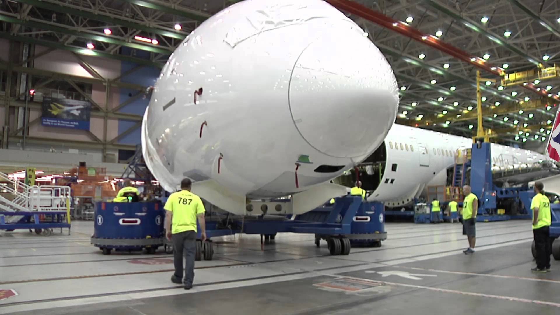 Watch How A Boeing 787-9 Dreamliner Is Built