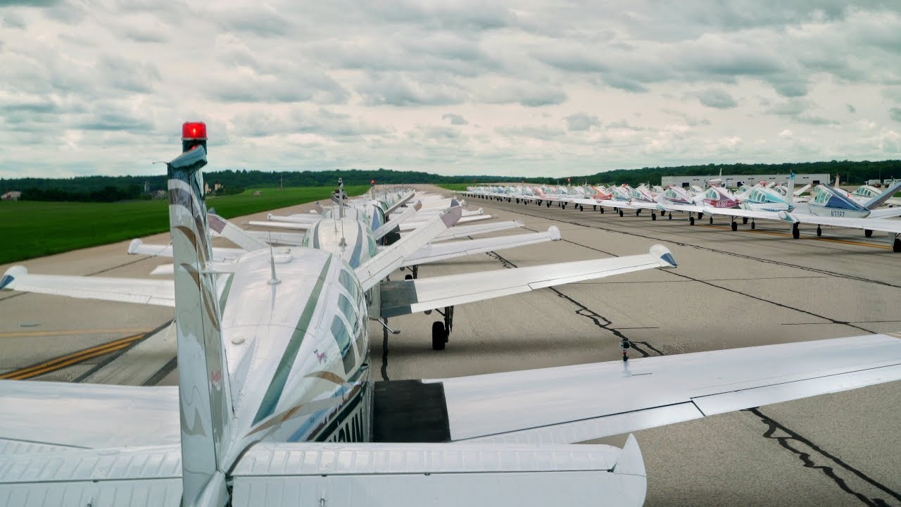                      Watch The World's Largest Civilian Formation Flight Fly 116 Planes Into AirVenture Oshkosh                             
                     