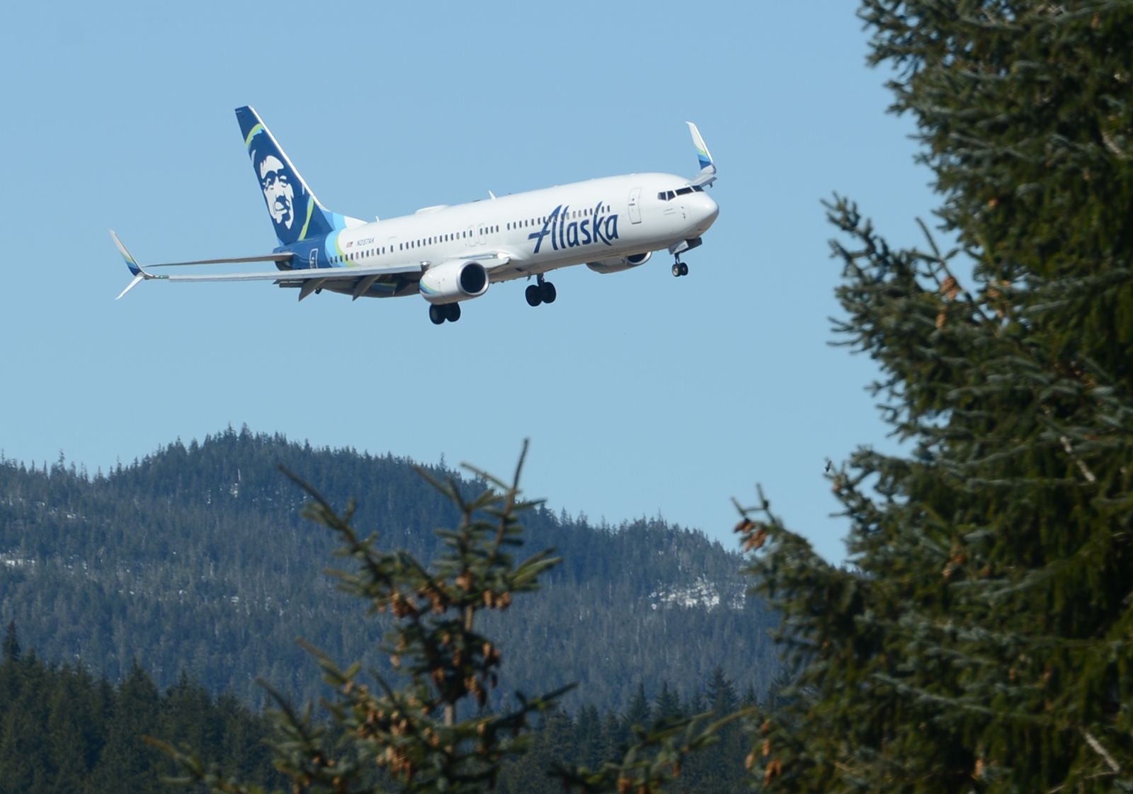 [HOT UNPUBLISHED SALE] Alaska Air $500 First Class Round Trip From Atlanta to Juneau